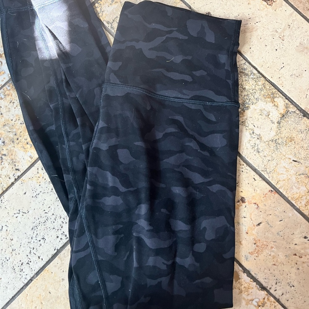 Camo lululemon leggings